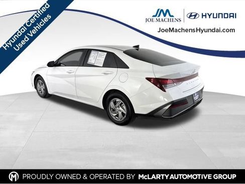 Used 2026 Hyundai Elantra SE FWD image 9