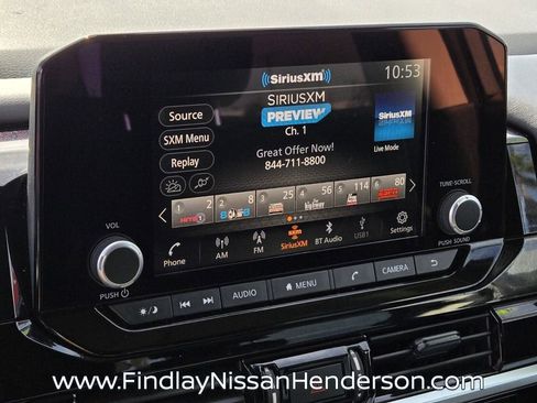 Used 2024 Nissan Pathfinder SV image 23