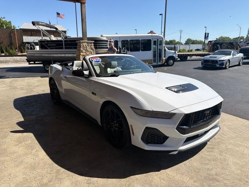 Used 2024 Ford Mustang GT Premium w/ GT Performance Package RWD image 15