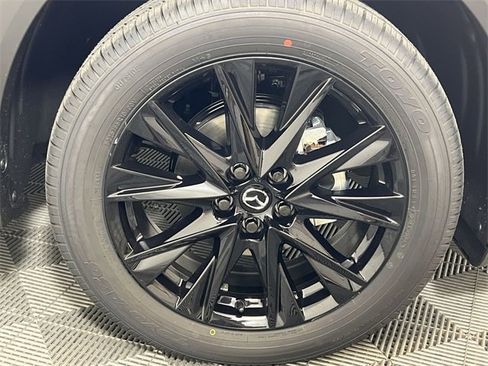 New 2025 MAZDA CX-5 Carbon Edition image 17
