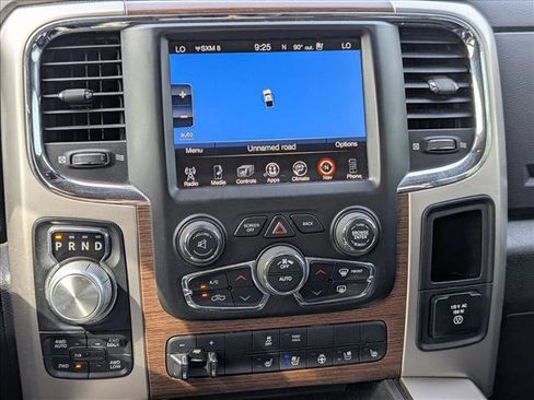 Used 2014 RAM 1500 Laramie w/ Convenience Group AWD/4WD image 13