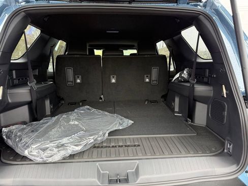 New 2026 Toyota 4Runner Limited AWD/4WD image 8