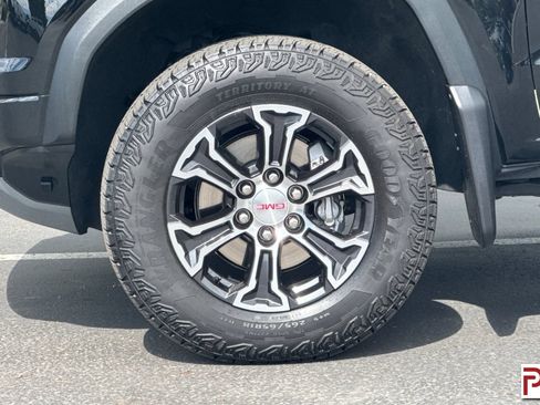 Used 2025 GMC Canyon AT4 AWD/4WD image 30