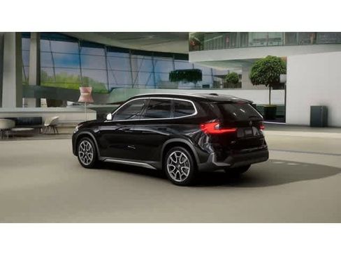 New 2026 BMW X1 xDrive28i w/ Technology Package image 2