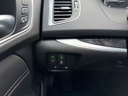 Used 2018 Acura TLX V6 SH-AWD w/ Technology Pkg image 23