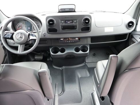New 2026 Mercedes-Benz Sprinter 2500 image 15