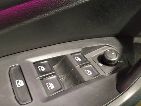 Used 2019 Volkswagen Jetta SEL Premium FWD image 27