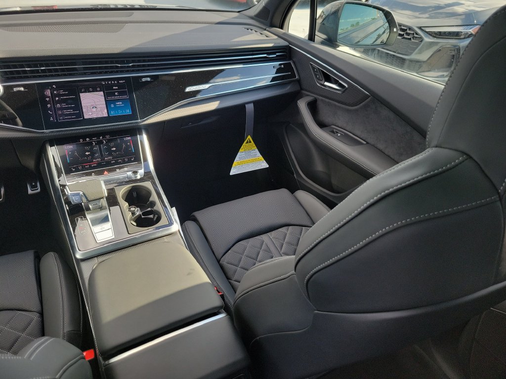 New 2026 Audi SQ7 Premium Plus AWD/4WD image 23