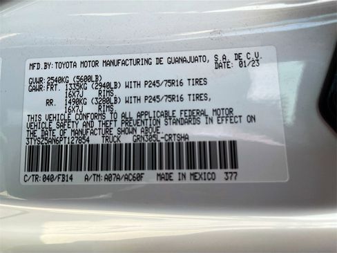 Used 2023 Toyota Tacoma SR image 27