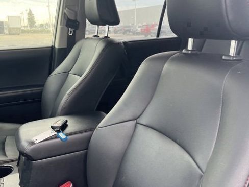 Used 2023 Toyota 4Runner TRD Off-Road Premium image 11