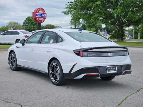 New 2026 Hyundai Sonata SEL FWD image 5