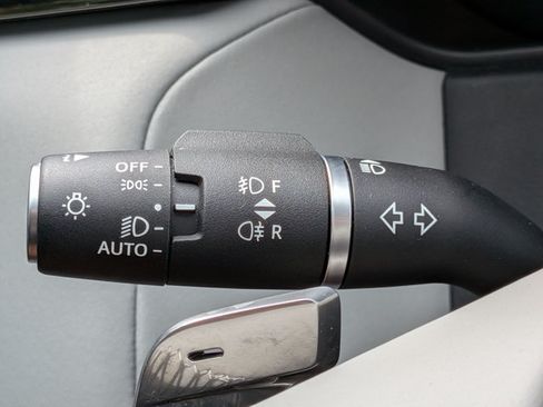 Used 2024 Land Rover Range Rover Velar Dynamic SE AWD/4WD image 17