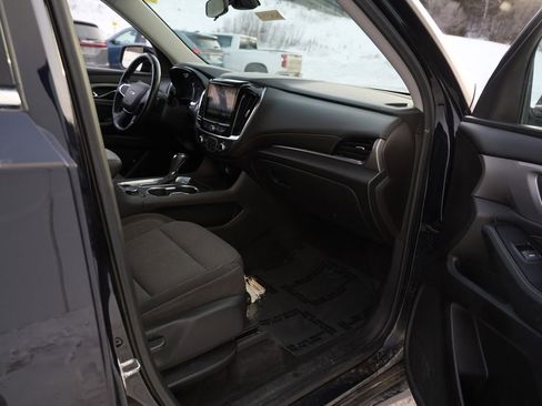 Used 2020 Chevrolet Traverse LT w/ Driver Confidence II Package image 30