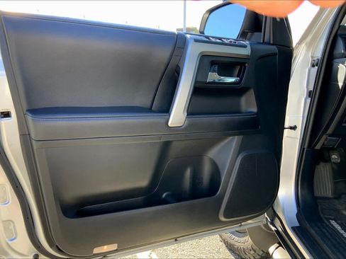Used 2019 Toyota 4Runner SR5 RWD image 22