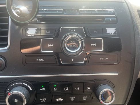 Used 2014 Honda Civic LX image 19