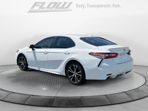 Certified 2019 Toyota Camry SE FWD image 6