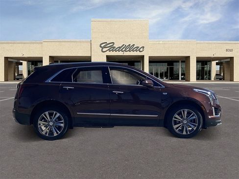 Certified 2022 Cadillac XT5 Premium Luxury w/ Platinum Package image 4