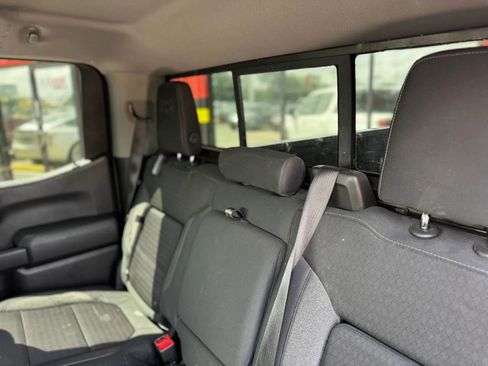 Used 2019 Chevrolet Silverado 1500 LT w/ Convenience Package AWD/4WD image 14