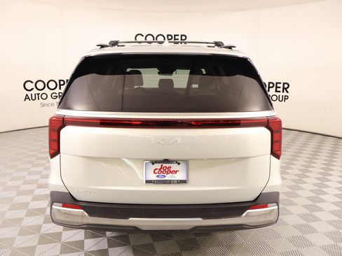 Used 2025 Kia Carnival SX FWD image 23