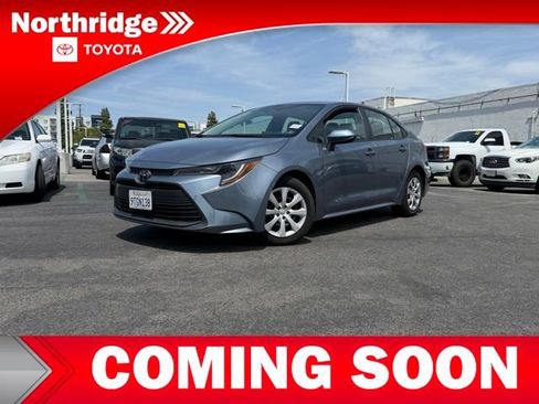 Used 2024 Toyota Corolla LE image 2