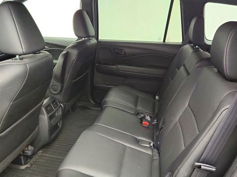 Used 2023 Honda Passport EX-L image 19