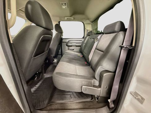 Used 2013 Chevrolet Silverado 2500 LT w/ Interior Plus Package AWD/4WD image 20