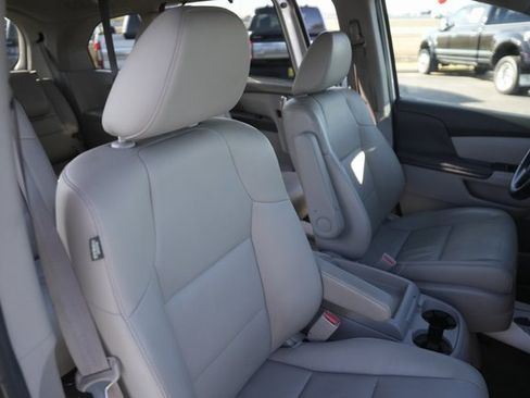 Used 2014 Honda Odyssey EX-L image 19