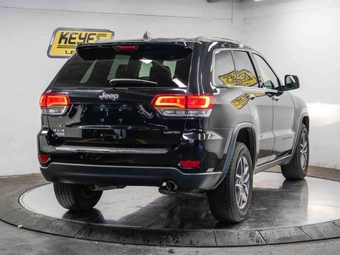 Used 2020 Jeep Grand Cherokee Limited AWD/4WD image 4