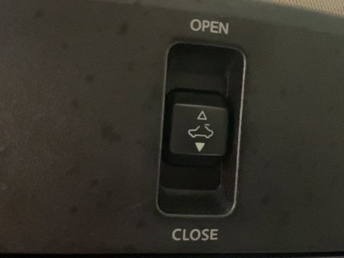 Used 2020 Nissan Altima 2.5 SV image 16