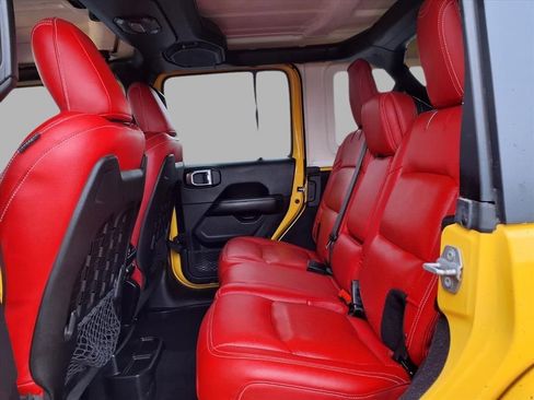 Used 2019 Jeep Wrangler Unlimited Rubicon w/ Cold Weather Group image 22