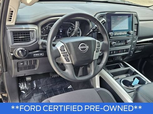 Used 2024 Nissan Titan SV w/ SV Convenience Package RWD image 31
