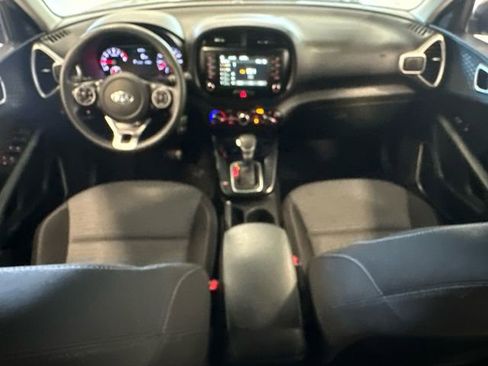 Used 2021 Kia Soul S image 15