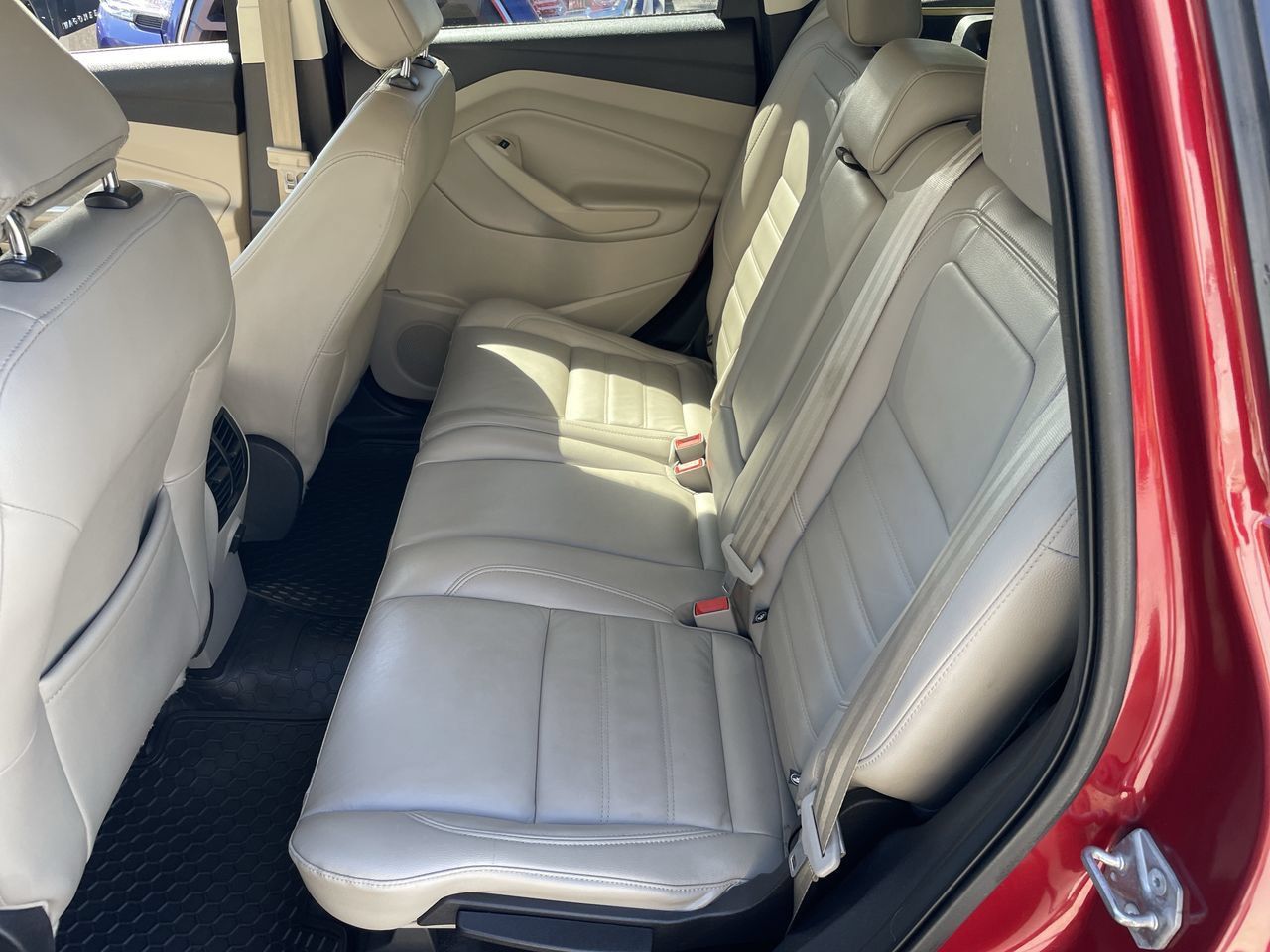 Used 2018 Ford Escape SEL AWD/4WD image 21