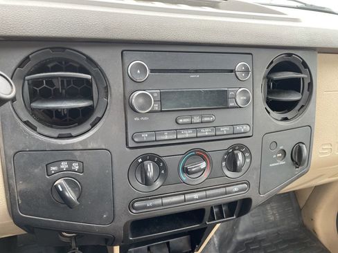 Used 2010 Ford F350 XL image 20