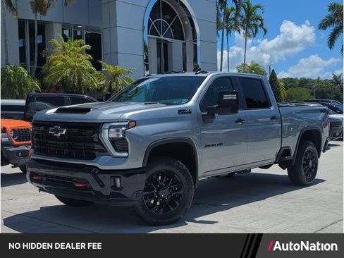Used 2026 Chevrolet Silverado 2500 LT w/ Trail Boss Package AWD/4WD image 1