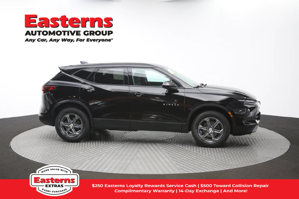 Used 2024 Chevrolet Blazer LT AWD/4WD image 47