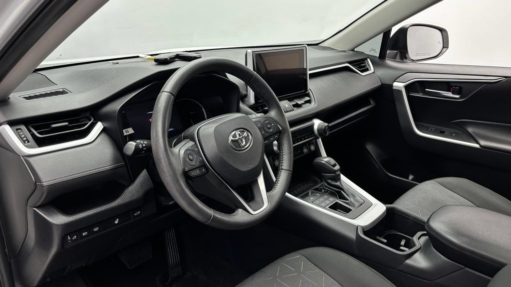 Used 2023 Toyota RAV4 XLE w/ Convenience Package AWD/4WD image 14