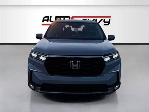 Used 2025 Honda Pilot Elite image 2