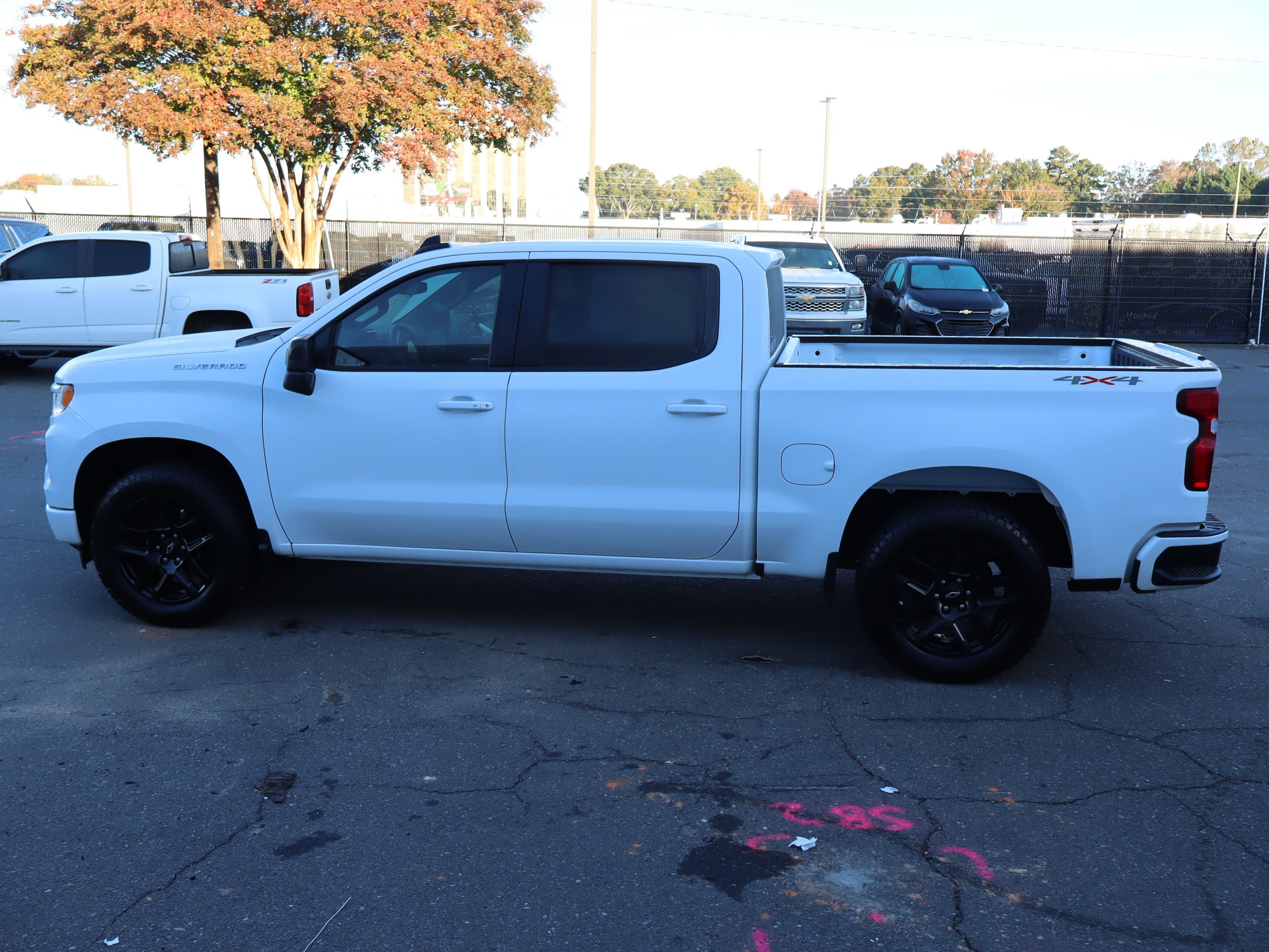 Used 2023 Chevrolet Silverado 1500 RST AWD/4WD image 7
