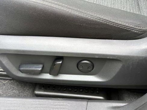 Certified 2022 Nissan Rogue SV AWD/4WD image 11