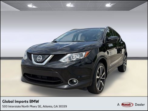 Used 2019 Nissan Rogue Sport SL FWD image 1