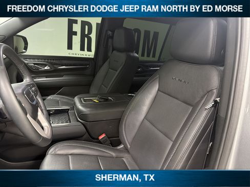 Used 2024 GMC Yukon Denali RWD image 6