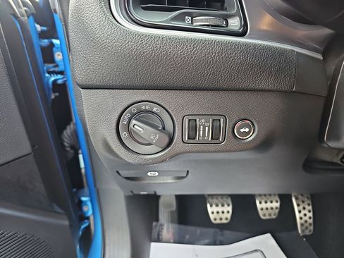 Used 2019 Dodge Challenger R/T Scat Pack RWD image 30