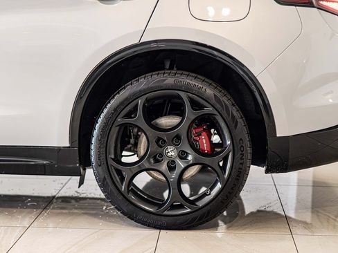 New 2026 Alfa Romeo Stelvio Sprint AWD/4WD image 7
