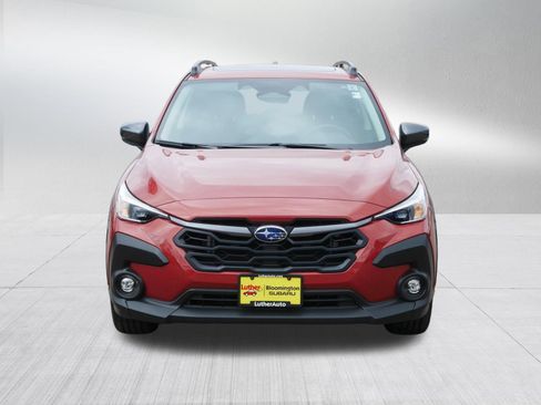 Used 2025 Subaru Crosstrek 2.5i Premium AWD/4WD image 2