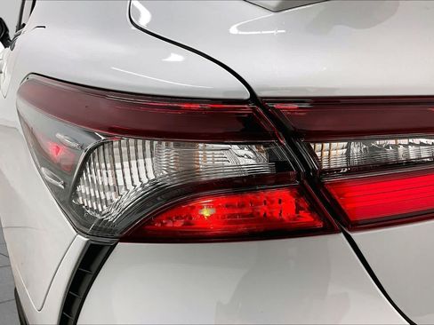 Used 2024 Toyota Camry SE FWD image 27