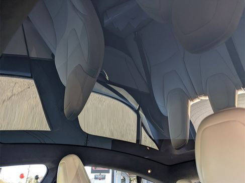 Used 2021 Tesla Model S Long Range Plus image 14