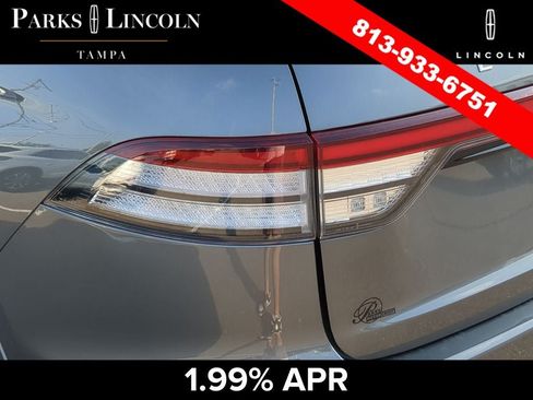 Certified 2025 Lincoln Aviator AWD w/ Jet Appearance Package image 7