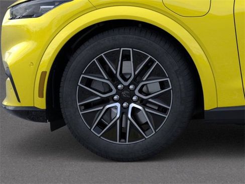New 2025 Ford Mustang Mach-E Premium image 19