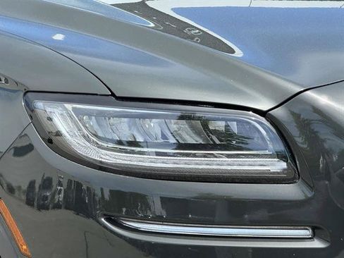 Used 2022 Lincoln Nautilus Reserve AWD/4WD image 29